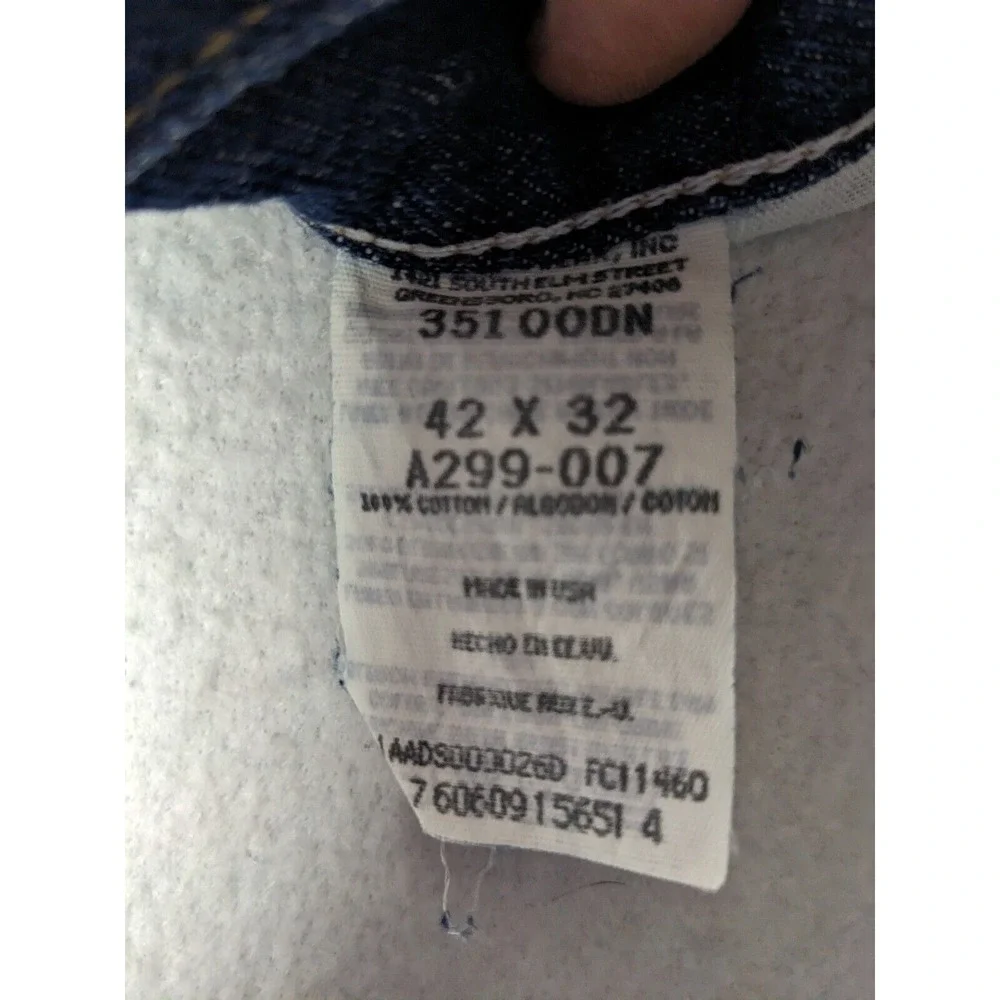 Wrangler Rugged Wear Mens Jeans Size 42 x 32 Cotton Blue